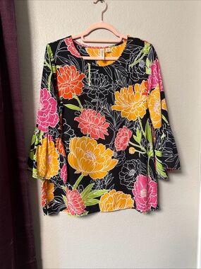 #806 Tacera Floral Bell Sleeve Boho Top Size Large